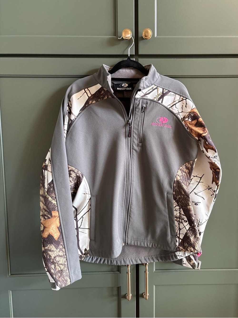 Mossy Oak Women’s Softshell Camouflage Hunting Woodland Jacket, Fall, S 4/6